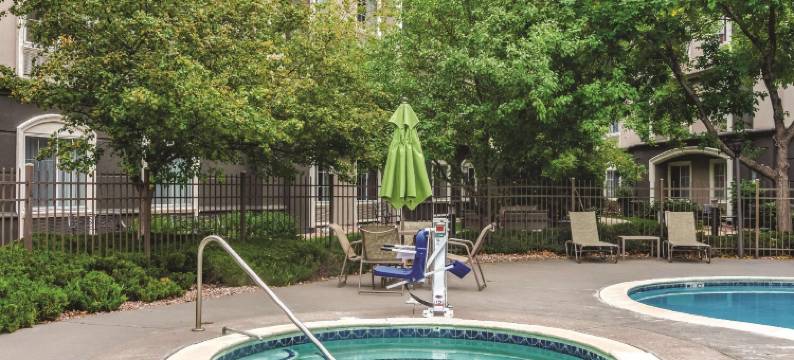 路易斯维尔丹佛博尔德拉昆塔温德姆套房酒店(La Quinta Inn & Suites by Wyndham Denver Boulder-Louisville)图片