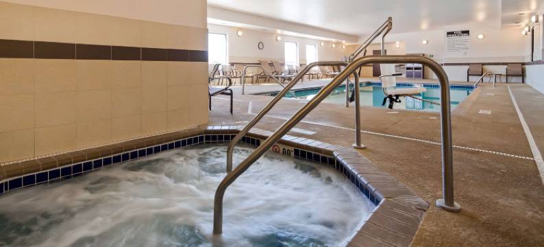 林肯贝斯特韦斯特优质套房酒店(Best Western Plus Lincoln Inn  Suites)图片