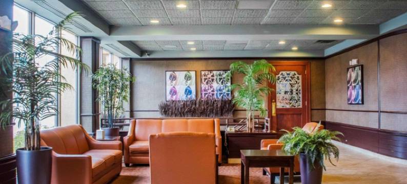 河滨凯隆套房酒店(Clarion Hotel & Suites Riverfront)图片