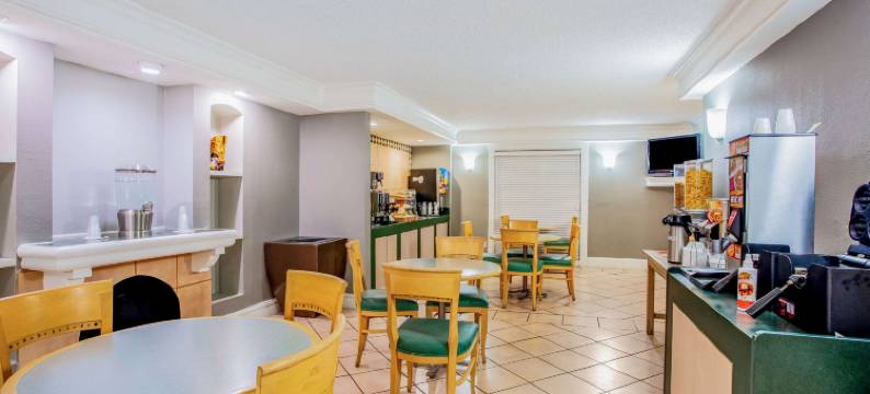 阿比林温德姆呗盟酒店(Baymont  Abilene)图片