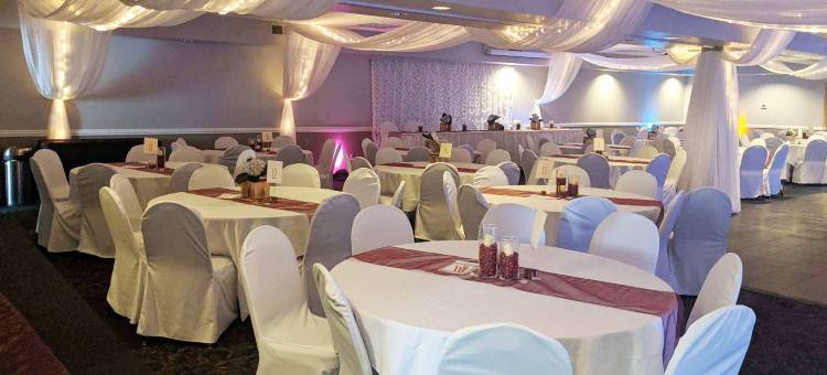 美吟温德姆酒店及会议中心(AmericInn by Wyndham Mankato Event Center)图片