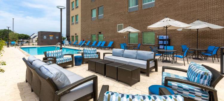 靠近卡拉哈里的拉昆塔温德姆酒店套房(由温汉姆提供服务)(La Quinta Inn & Suites by Wyndham Round Rock Near Kalahari)图片