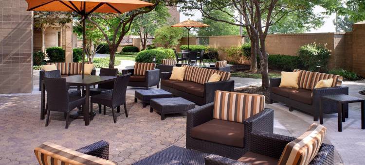 奥佛兰公园堪萨斯城/会展中心万怡酒店(Courtyard Kansas City Overland Park/Convention Center)图片