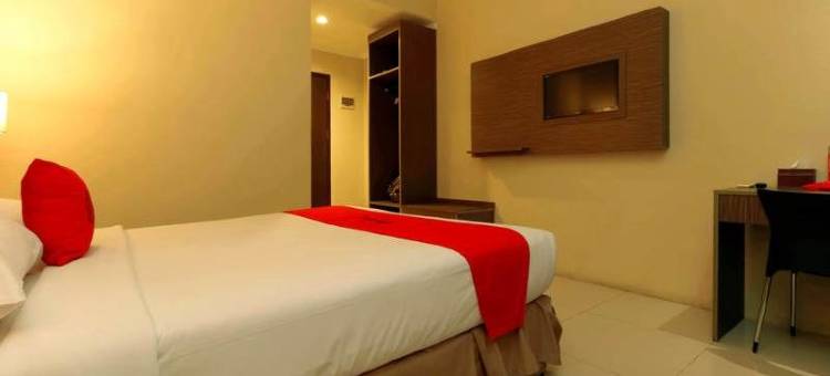 瑞德多兹普拉斯酒店 - 近罗萨里海滩(RedDoorz Plus near Pantai Losari)图片