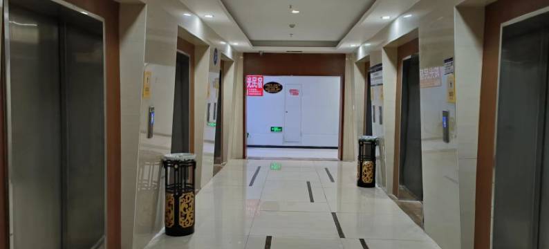 昆明阳光民宿(螺蛳湾店)图片