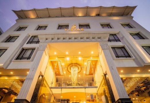 V Star Hotel Overview
