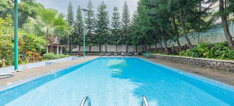 乌尔班维尤博托尔度假村-芝萨鲁亚蓬查克茂物(Urbanview Resort Botol Cisarua Puncak Bogor)图片