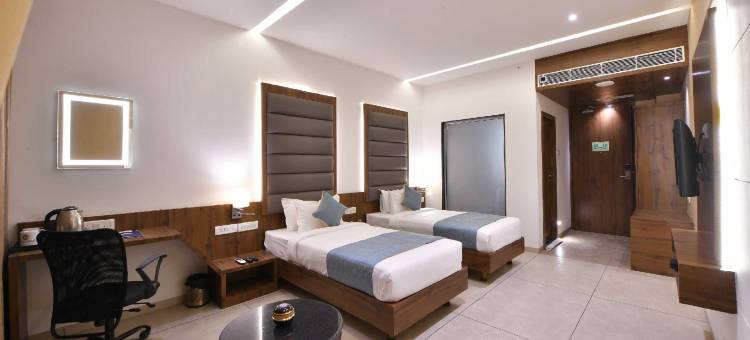 会所酒店摩尔比(Clubhouse by CheckIn Hotel Morbi)图片