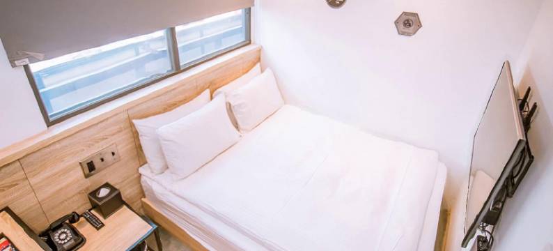 台中逢甲鹊丝旅店图片