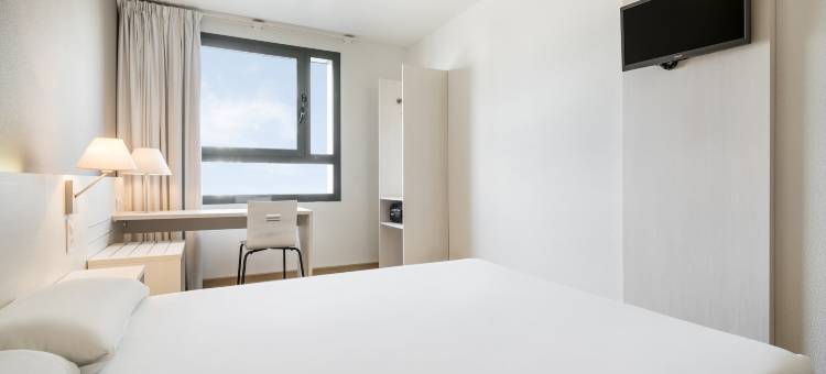 瓦伦西亚3号伊鲁宁酒店(Ilunion Valencia 3)图片