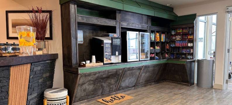 拉马达怀俄明伊斯特万(Ramada by Wyndham Estevan)图片