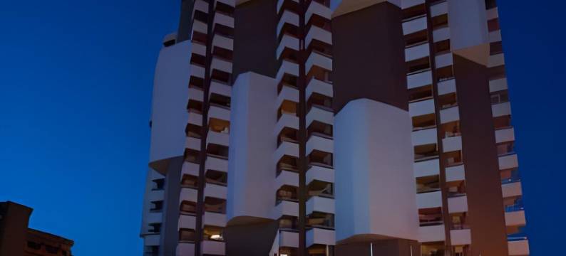 THB玛丽亚伊莎贝尔住宿-限成人(THB Maria Isabel - Adults Only)图片