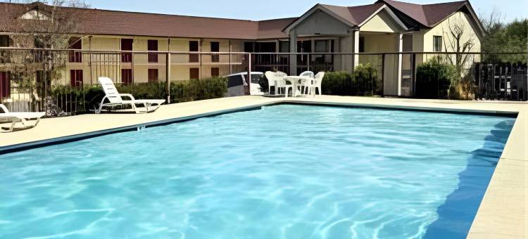 达洛尼加大学区温德姆戴斯酒店(Days Inn by Wyndham Dahlonega University Area)图片