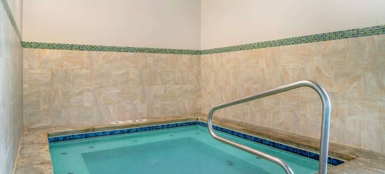 托莱多南丽怡酒店(Country Inn & Suites by Radisson, Rossford - Toledo South)图片