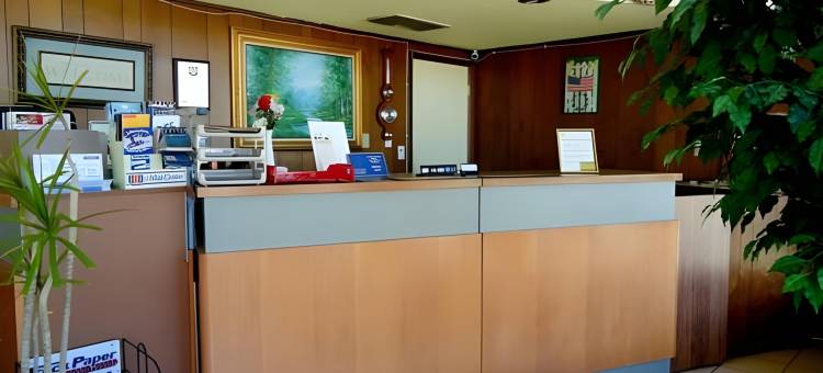 洛斯巴诺斯枫树旅馆及套房酒店(Maple Inn and Suites Los Banos)图片