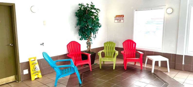 欣顿温德姆速8酒店(Super 8 by Wyndham Hinton)图片