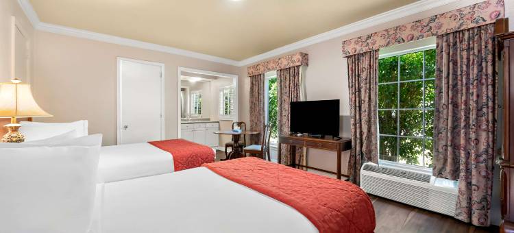 克莱维斯顿历史美洲佳价旅馆(Americas Best Value Inn Historic Clewiston Inn)图片