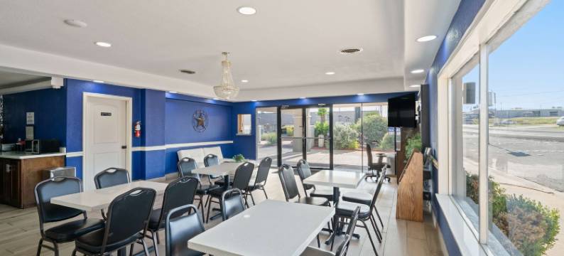 布伦纳姆美洲最佳价值酒店(Americas Best Value Inn Brenham)图片