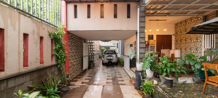 Safaraz Garden Near Galaxy Bekasi Mitra RedDoorz图片