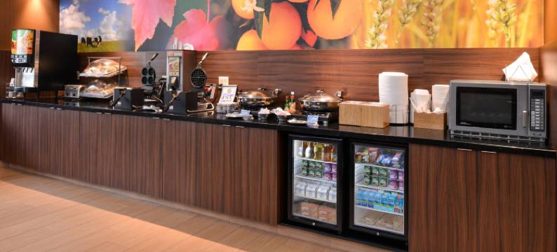 奥兰多机场万枫旅馆(Fairfield Inn Orlando Airport)图片