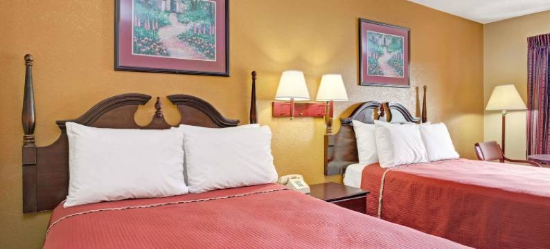 Travelodge by Wyndham酒店亚特兰大南部森林公园(Travelodge by Wyndham Forest Park Atlanta South)图片