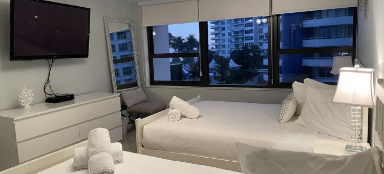 海滨(亚历山大)- 2卧室，2浴室，可住6人，2个泳池 - 度假村(Beach Front Resort - 2 Bedroom, 2 bathrooms, Sleeps 6, 2 Pools- at The Alexander)图片
