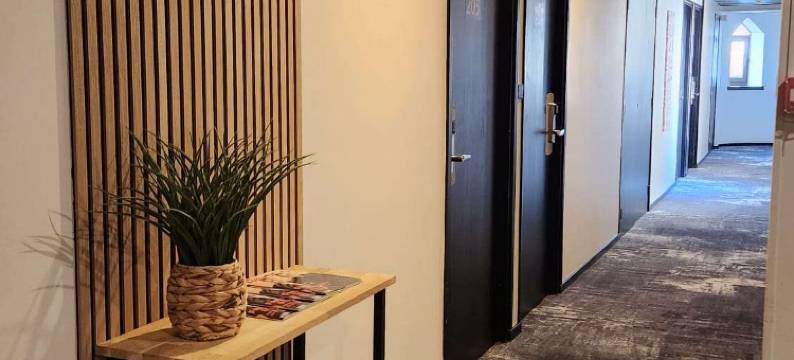 科涅克瓦卢瓦因特尔酒店(Hôtel le Valois, Cognac Centre)图片