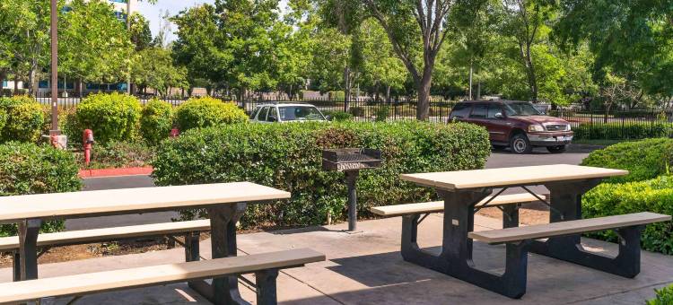 美国长住酒店套房-萨克拉门托-南纳托马斯(Extended Stay America Suites - Sacramento - South Natomas)图片