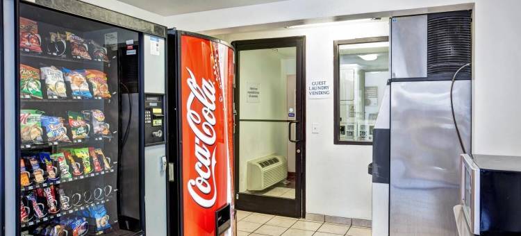 Travelodge by Wyndham Fayetteville图片