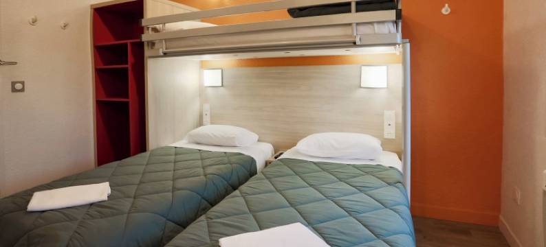 嘉廷内普莱喜Première Classe酒店(Premiere Classe Plaisir - Gatines)图片