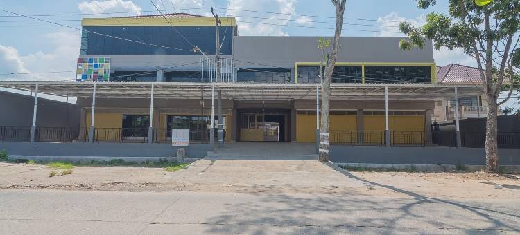 红多兹Plus酒店-近三马林达文化公园(RedDoorz Plus Near Taman Budaya Samarinda)图片