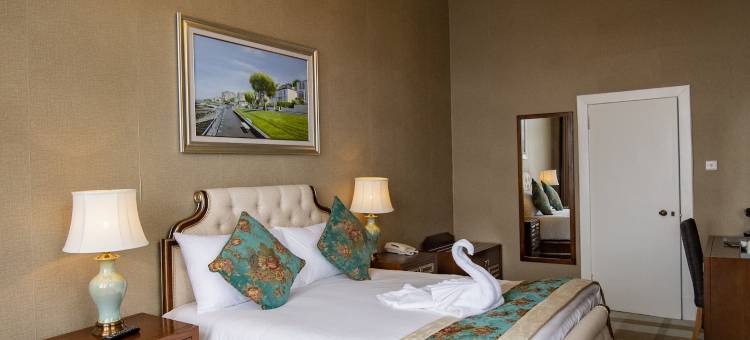 格恩布恩酒店(The Glenburn Hotel)图片