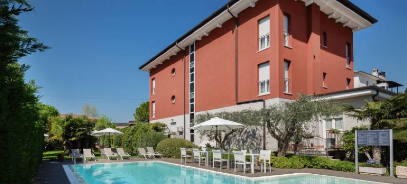 维罗马多西客房和公寓旅馆(Vialeromadodici Rooms & Apartments)图片