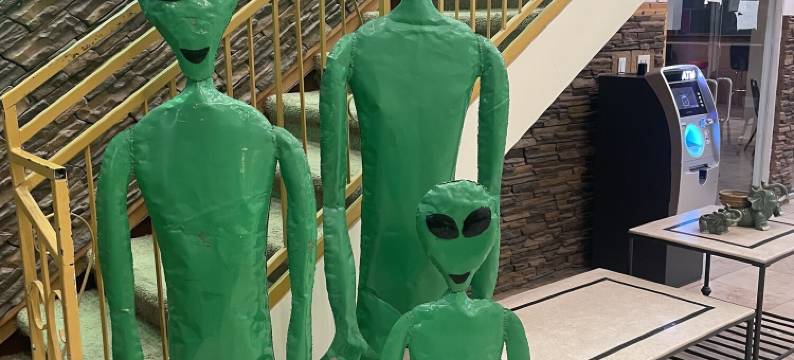 Alien Residence Inn 外星人驻地旅馆(Alien Residence Inn)图片