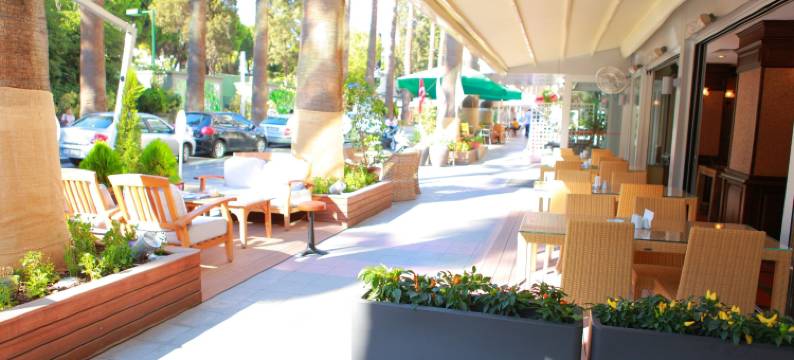 卡拉卡酒店(Karaca Hotel)图片