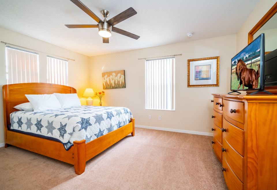 Private Pool and Games Room - Spacious Charming Retreat Hotel Overview