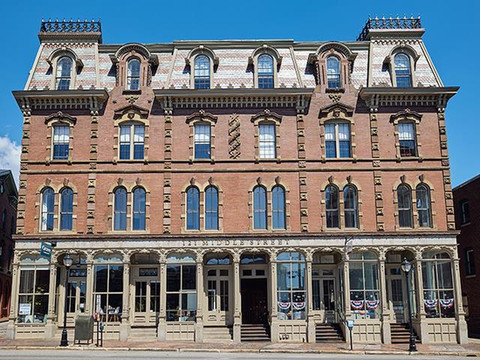 多森收藏 – 汤普森街区