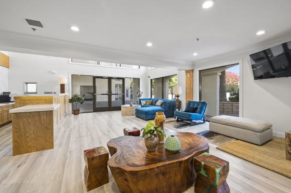 Hotel Huntington Hotel Overview