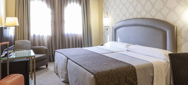 马西亚阿尔法罗斯酒店(Hotel Macià Alfaros)图片