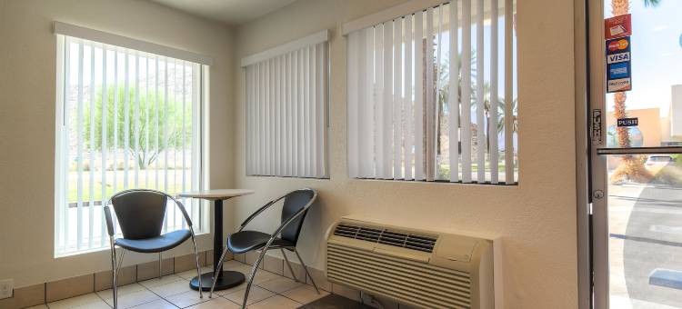 棕榈泉兰乔米拉日6号汽车旅馆(Motel 6 Rancho Mirage, CA - Palm Springs)图片