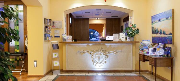 勒斯洛特-加龙省斯酒店(Hotel MR les Rotes)图片