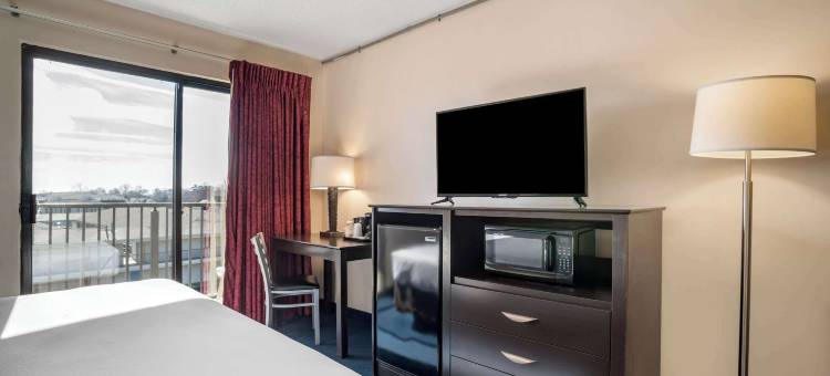 瑞和柏斯海滩伊克诺套房酒店(Econo Lodge Inn & Suites Rehoboth Beach)图片