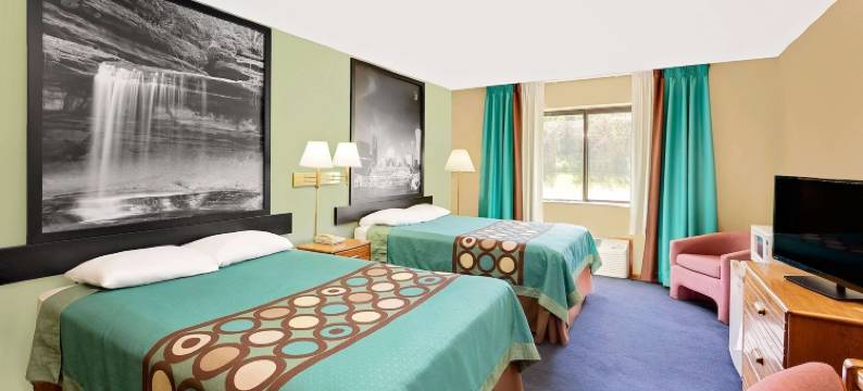 马克姆速8酒店(Super 8 by Wyndham Macomb)图片