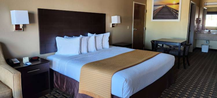 贝敦东戴斯酒店(Days Inn by Wyndham Baytown East)图片