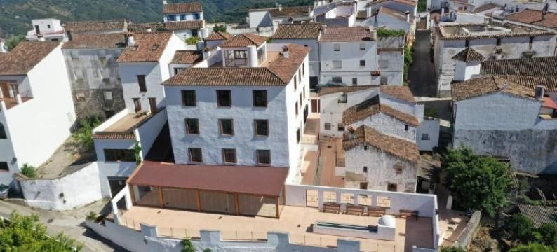 贝纳拉巴旅馆(Benarrabá Hostel)图片