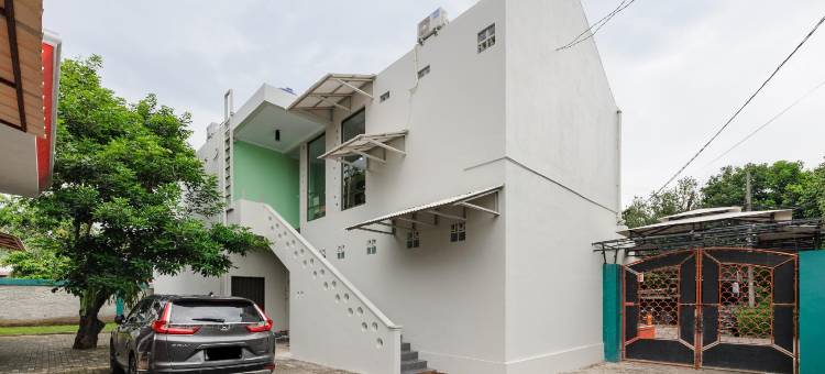 红多兹酒店@贝克西甘榜萨瓦贾蒂穆尔尼(RedDoorz Syariah @ Kampung Sawah Jatimurni Bekasi)图片