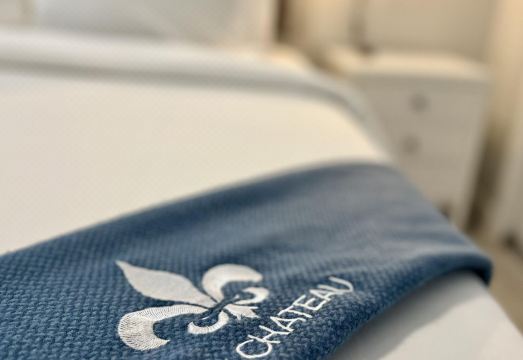 Villa Michloe - Steps from Wilton Drive Hotel Overview