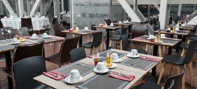 圣安东尼奥阿巴德酒店(Arva Abad San Antonio)图片