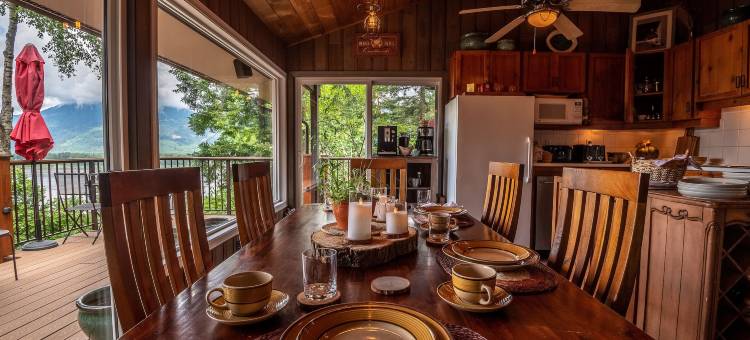弗雷泽河缘住宿加早餐旅馆(The Fraser River's Edge B&B Lodge)图片