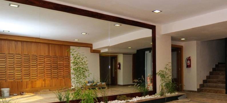 红屋酒店(Red Hotel Accommodation)图片